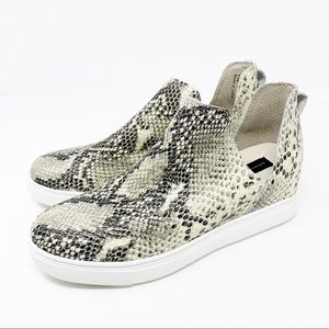 Steve Madden High Too Wedge Sneaker Snake 8.5